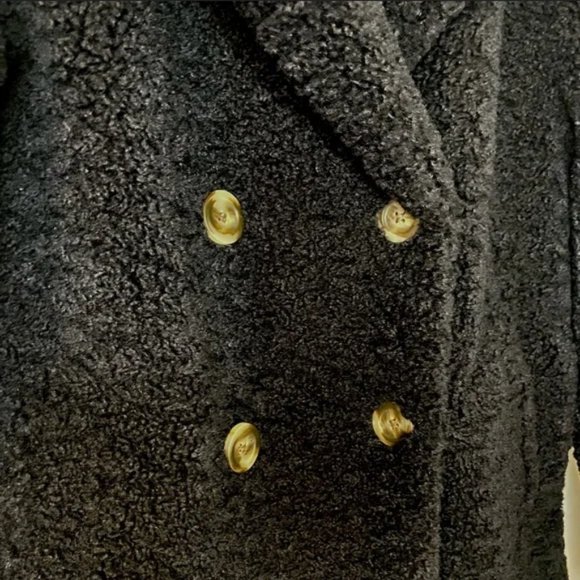 Lou & Grey Oversized Double Breasted Teddy Coat in Black Sherpa - Picture 5 of 5